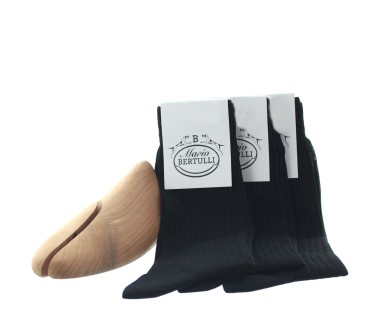 Vorderansicht  Herrensocken in Schwarz | Socken für Männer | Herrenschuhe – Mario Bertulli