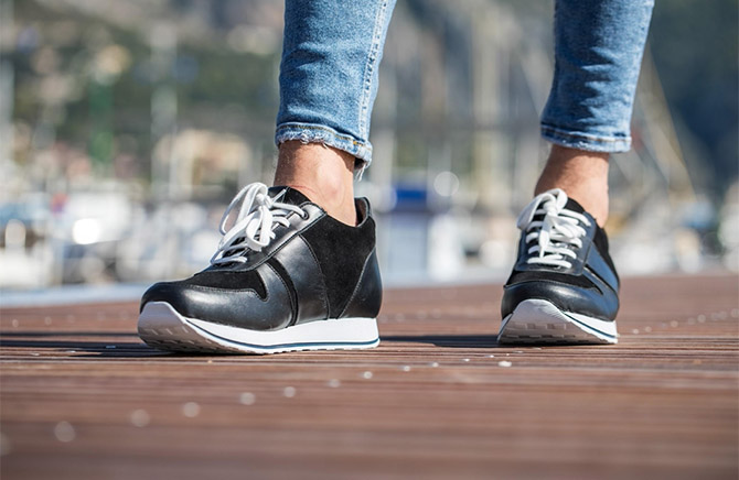 Wie man mit einem Paar Schuhe größer aussieht