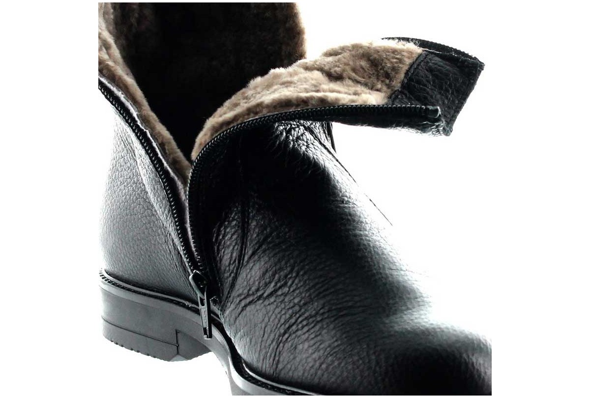 fergie black boots