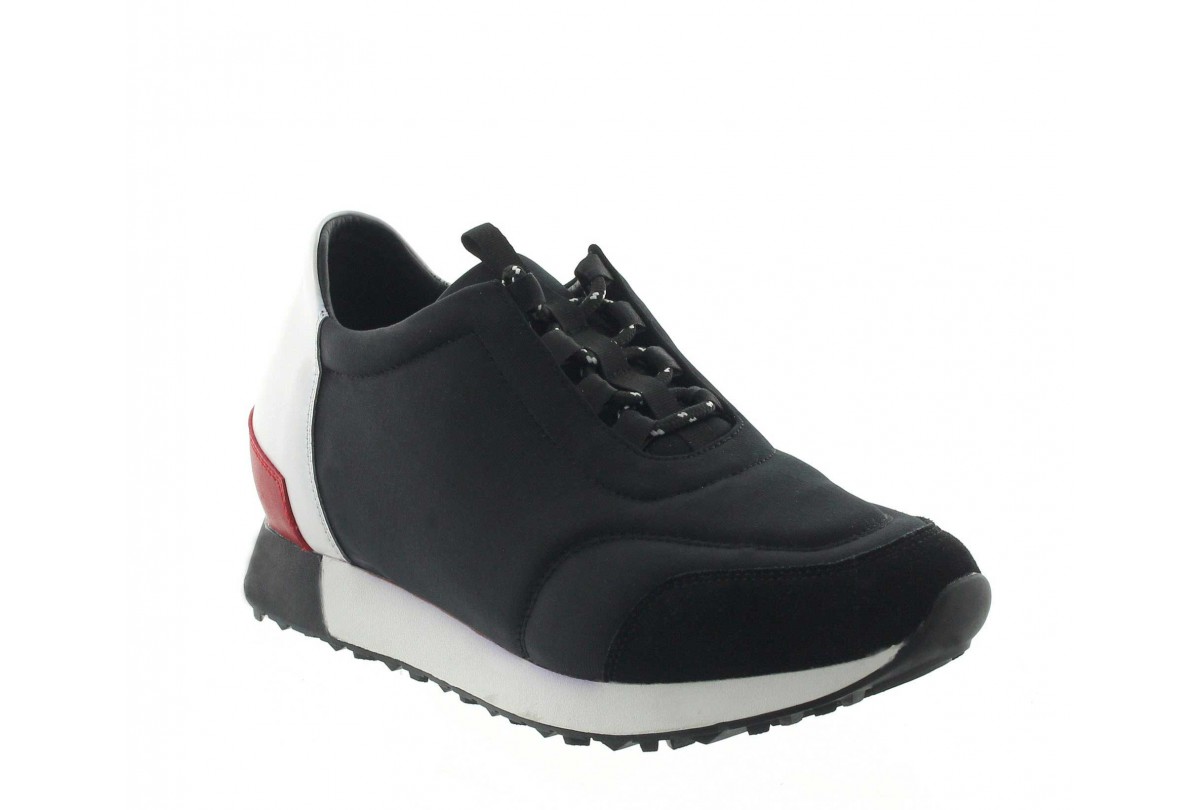 height increasing breathable sneaker