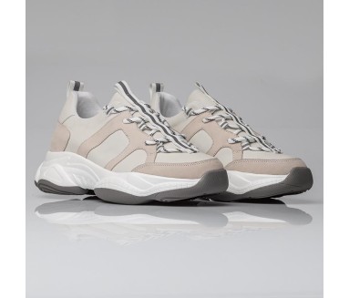 Sneakers Rehaussantes...