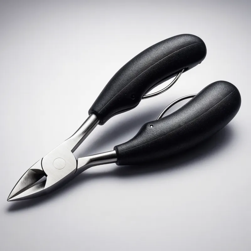 CADEAU : pince à ongles professionnelle