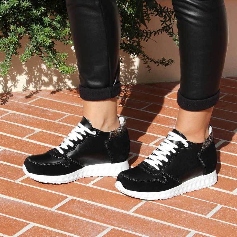 Sneakersy Lara - Czarne +7cm