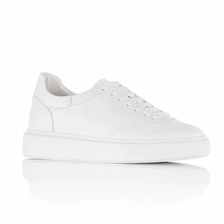 Męski sneaker z podwyższoną podeszwą: styl, komfort i smukła sylwetka