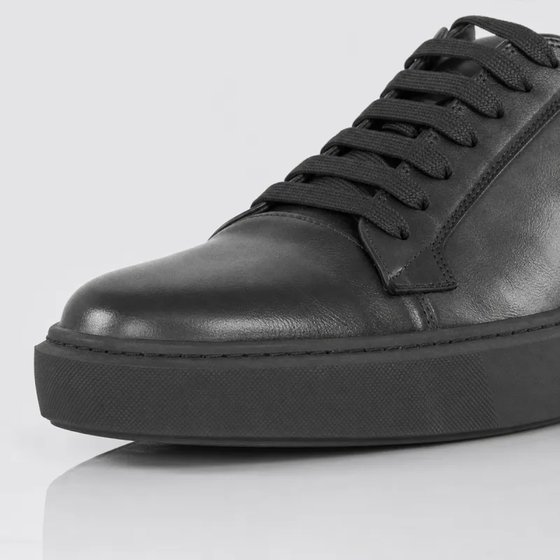 Męski sneaker na koturnie | czarny +6 cm | Mario Bertulli