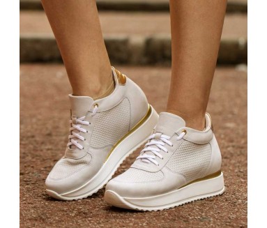 Women s shoes