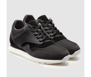 Elevator Sports Shoes Arena...